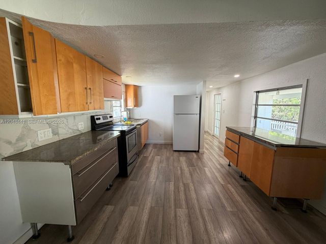 5331 SW 35th Street, Davie, FL 33314