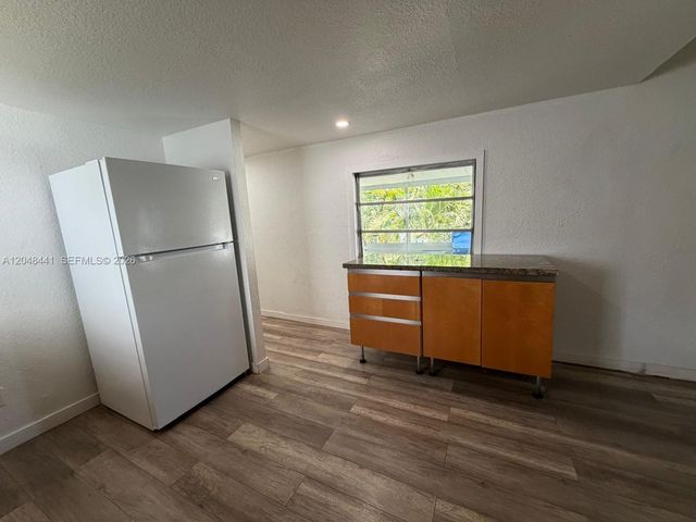 5331 SW 35th Street, Davie, FL 33314