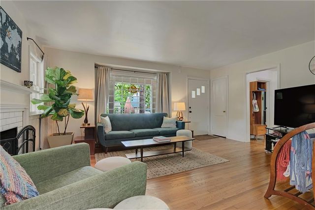 498 Glendalough Place SW, Atlanta, GA 30310