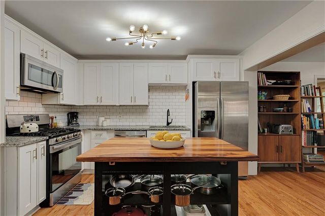 498 Glendalough Place SW, Atlanta, GA 30310