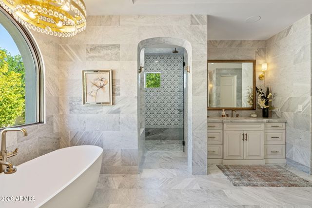 6029 N 62ND Place, Paradise Valley, AZ 85253