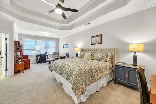 1037 Emory Parc Place, Decatur, GA 30033