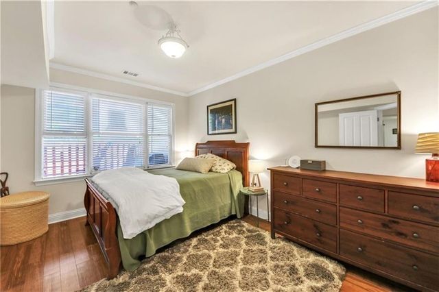 1037 Emory Parc Place, Decatur, GA 30033