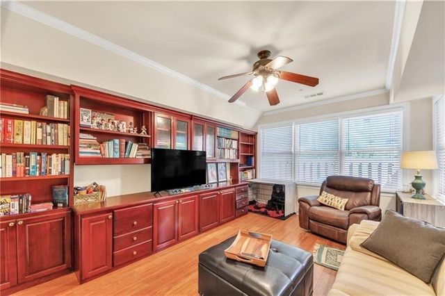 1037 Emory Parc Place, Decatur, GA 30033
