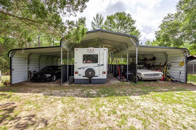 261 ISHIE AVENUE, Bronson, FL 32621