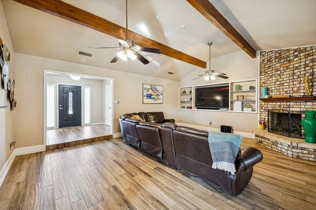 413 Baker Drive, Hurst, TX 76054