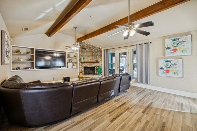 413 Baker Drive, Hurst, TX 76054