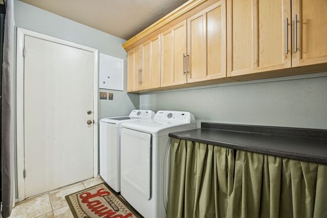 413 Baker Drive, Hurst, TX 76054