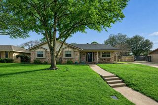 413 Baker Drive, Hurst, TX 76054