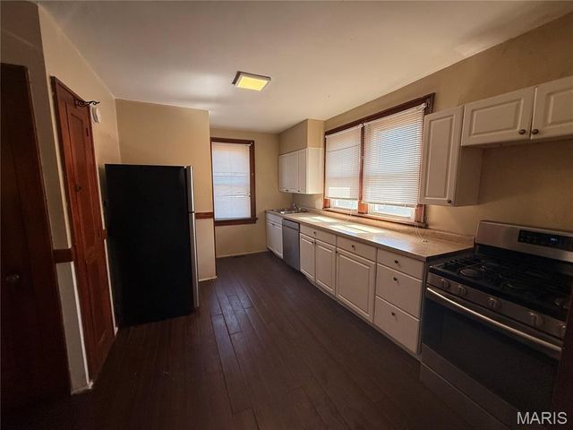 8312 Carl Avenue, Jennings, MO 63136