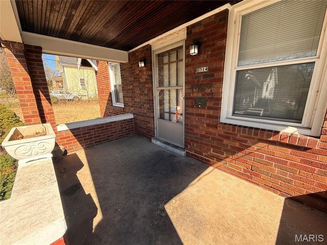 8312 Carl Avenue, Jennings, MO 63136