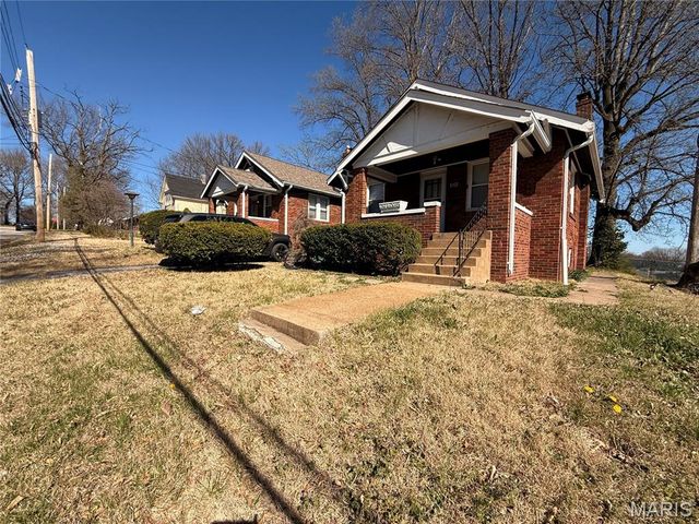8312 Carl Avenue, Jennings, MO 63136