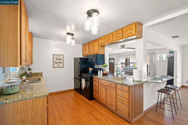 5070 5070 Bonwell Dr, Concord, CA 94521