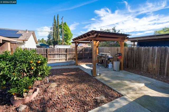 5070 5070 Bonwell Dr, Concord, CA 94521