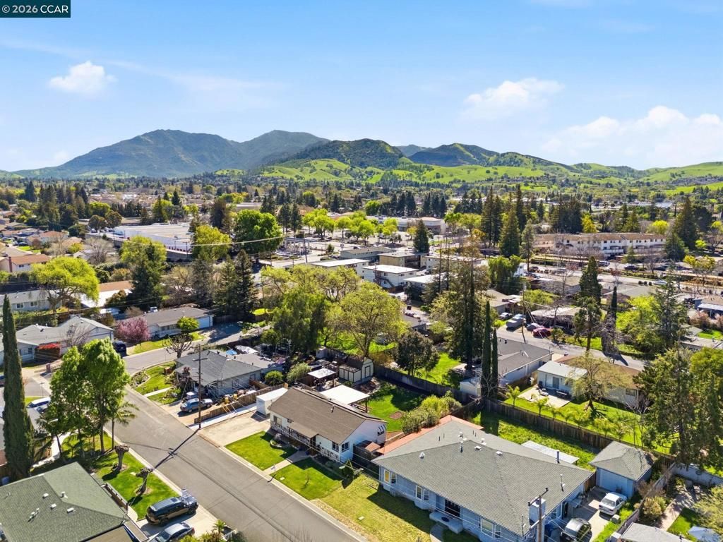 Image 36 of property listing at 5070 5070 Bonwell Dr, Concord, CA 94521