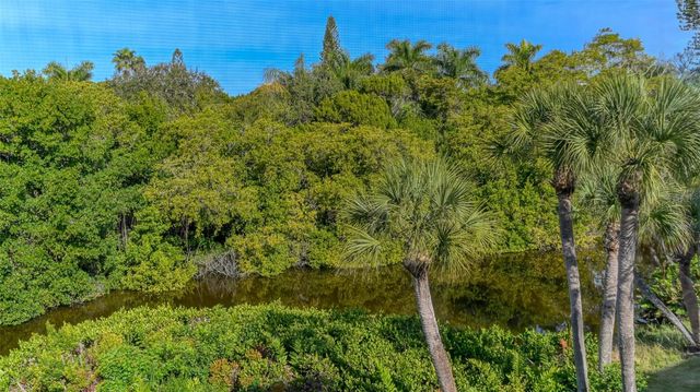 225 HOURGLASS WAY 106, Sarasota, FL 34242