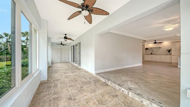 225 HOURGLASS WAY 106, Sarasota, FL 34242