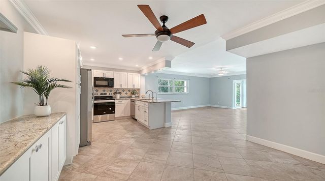 225 HOURGLASS WAY 106, Sarasota, FL 34242