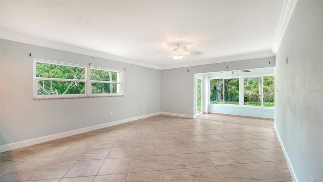 225 HOURGLASS WAY 106, Sarasota, FL 34242