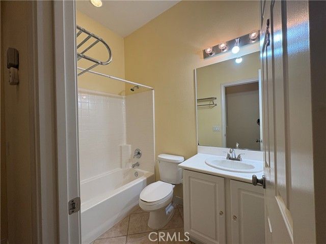 8236 E Cheshire, Orange, CA 92867