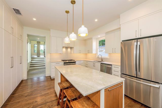 2716 College Avenue, Fort Worth, TX 76110