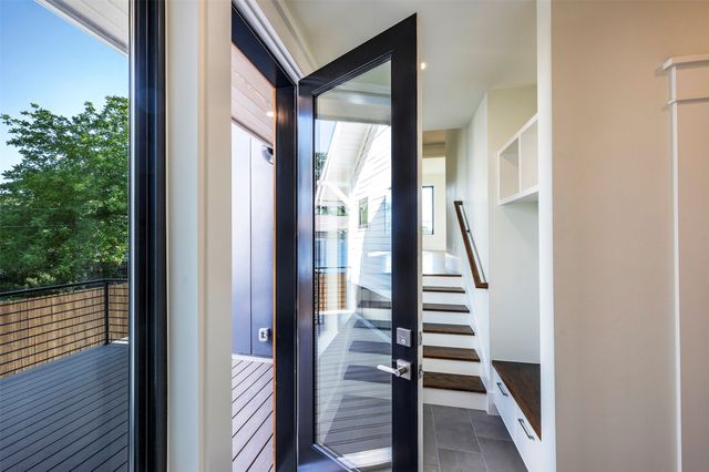 2716 College Avenue, Fort Worth, TX 76110