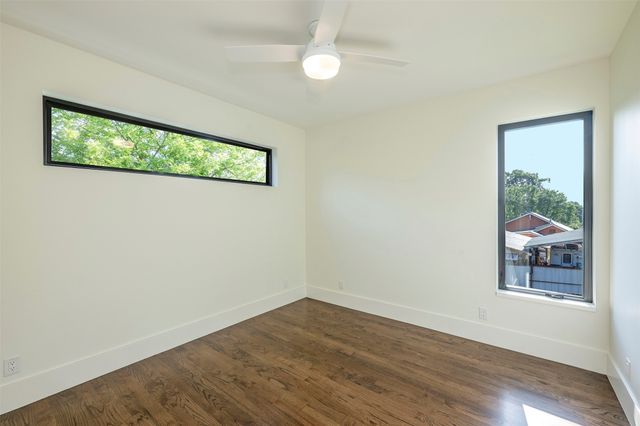 2716 College Avenue, Fort Worth, TX 76110