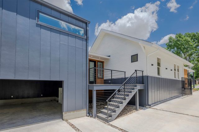 2716 College Avenue, Fort Worth, TX 76110