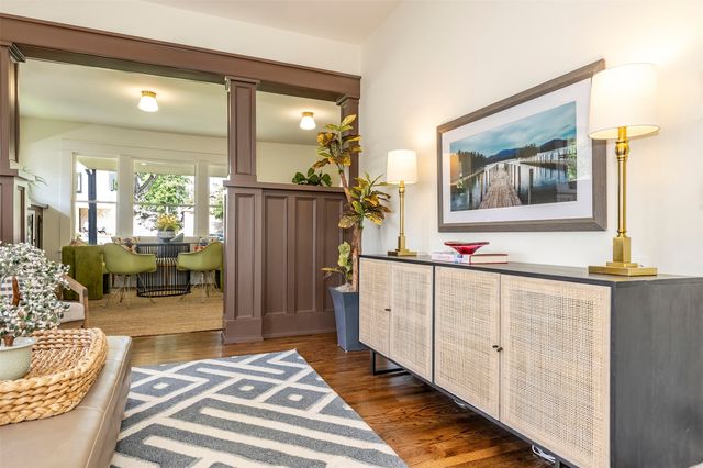 2716 College Avenue, Fort Worth, TX 76110