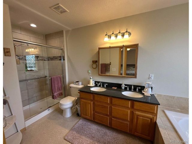 2992 9th Pl Ct SW, Loveland, CO 80537