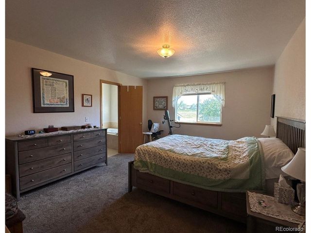 2992 9th Pl Ct SW, Loveland, CO 80537