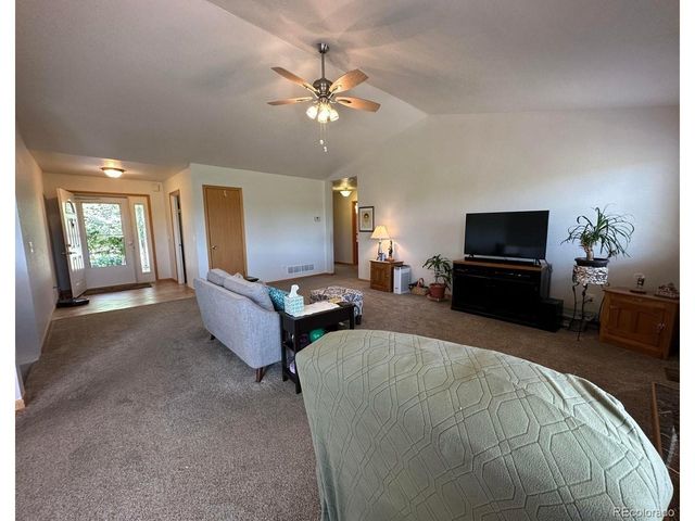 2992 9th Pl Ct SW, Loveland, CO 80537
