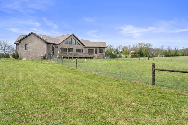 989 Franklin Rd, Gallatin, TN 37066