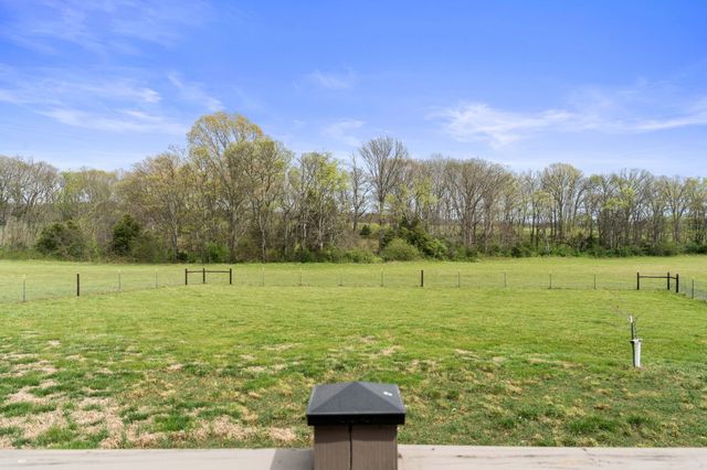 989 Franklin Rd, Gallatin, TN 37066