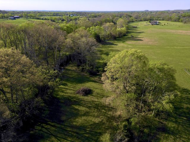 989 Franklin Rd, Gallatin, TN 37066