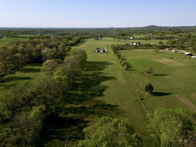 989 Franklin Rd, Gallatin, TN 37066