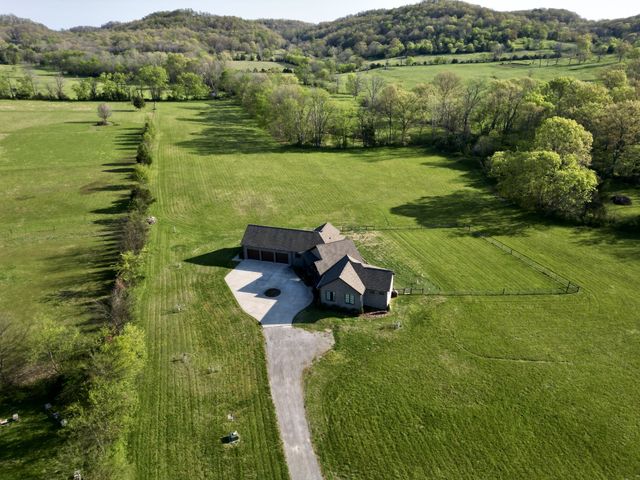 989 Franklin Rd, Gallatin, TN 37066