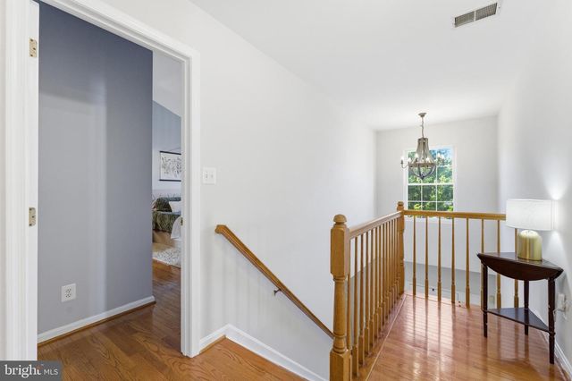 14889 GREENHILL CROSSING DR, Haymarket, VA 20169