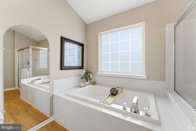 14889 GREENHILL CROSSING DR, Haymarket, VA 20169