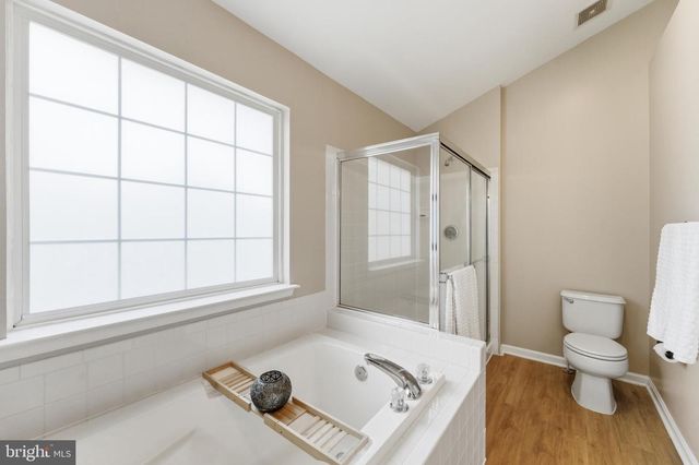 14889 GREENHILL CROSSING DR, Haymarket, VA 20169