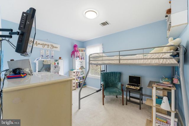 14889 GREENHILL CROSSING DR, Haymarket, VA 20169
