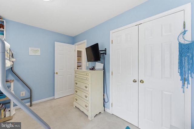 14889 GREENHILL CROSSING DR, Haymarket, VA 20169