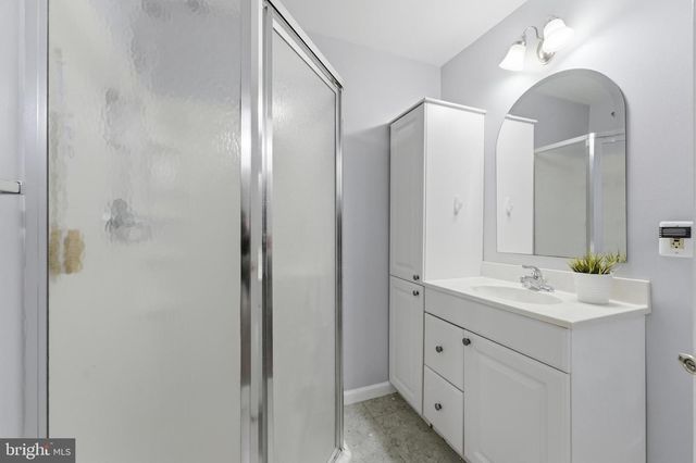 14889 GREENHILL CROSSING DR, Haymarket, VA 20169