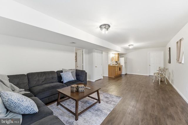 14889 GREENHILL CROSSING DR, Haymarket, VA 20169