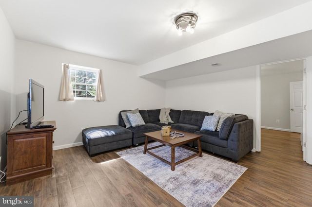 14889 GREENHILL CROSSING DR, Haymarket, VA 20169