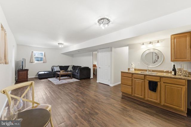 14889 GREENHILL CROSSING DR, Haymarket, VA 20169