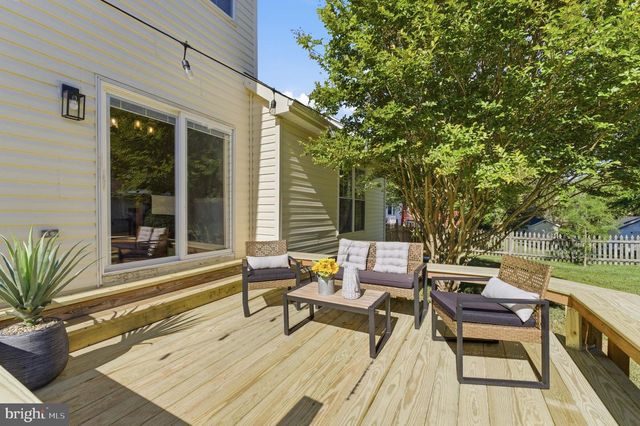 14889 GREENHILL CROSSING DR, Haymarket, VA 20169