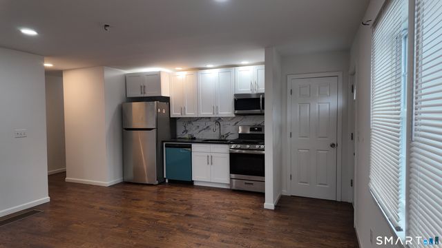 1257 Howard Avenue, Bridgeport, CT 06605