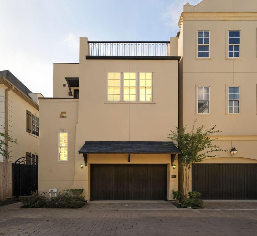 1360 W 25th Street, Houston, TX 77008