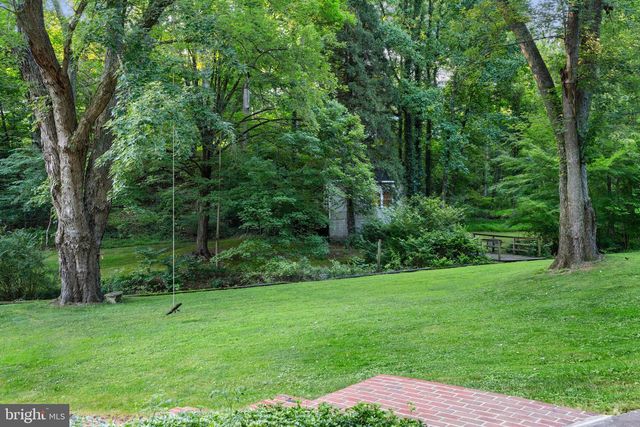 805 WARREN RD, Cockeysville, MD 21030